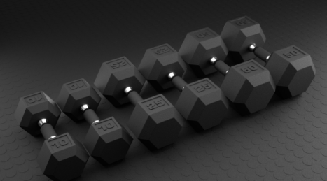 Manubri regolabili economici o esagonali gommati: quale conviene davvero in casa