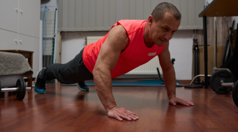 Gli errori più comuni quando copi allenamenti da palestra in una home gym piccola
