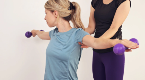 Gli errori più comuni quando copi esercizi posturali online