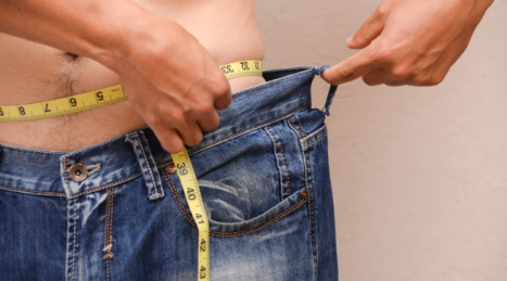 Perdre du poids chez soi : ce qui compte vraiment pour mettre en place une routine durable