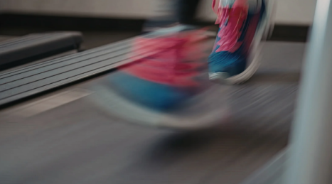 Tapis roulant, cyclette o nulla di tutto questo: cosa conta davvero se vuoi perdere peso in casa