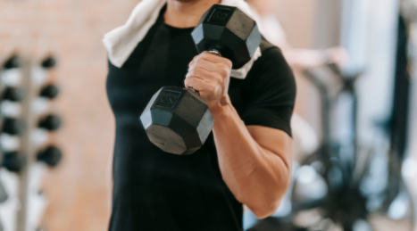 Gli errori che ti fanno scegliere il premium per immagine invece che per uso reale