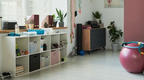 Spazi irregolari: moduli standard o soluzioni custom per evitare adattamenti forzati