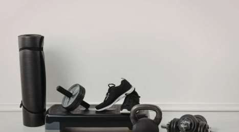 Quels sont les critères qui comptent vraiment pour déterminer si une micro-salle de sport a besoin de solutions sur mesure ?