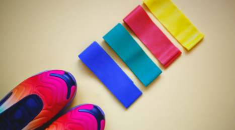 A Practical Guide: How to Choose the Right Hair Tie for You