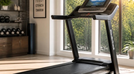 Cinta de correr magnética frente a eléctrica: ¿cuál elegir para caminar a paso rápido?