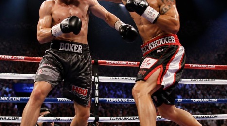 ¿Por qué son obligatorios los guantes de 16 oz para el sparring?