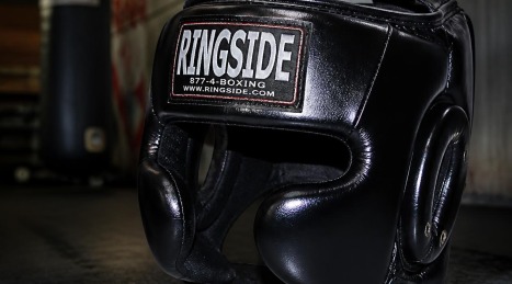 Casco de boxeo con barra frente a casco abierto: ¿cuál protege mejor?