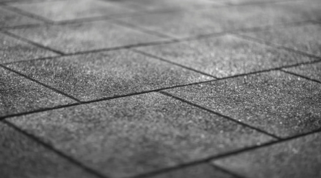 Come scegliere il pavimento gommato perfetto per la tua palestra