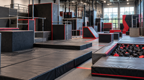 Seguridad y espacios de caída en el parkour: guía práctica para el diseño y los controles