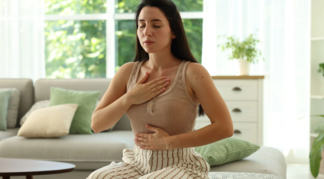 Tecniche semplici di respirazione per calmare ansia e stress