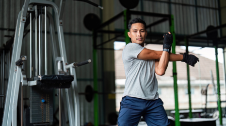 Stretching dinamico per chi inizia ad allenarsi dopo anni di stop