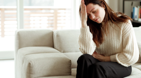 Perché il dolore va e viene? Fluttuazioni normali e segnali da ascoltare