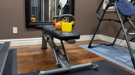 Attività Fisica a Casa: Workout Efficaci Senza Palestra