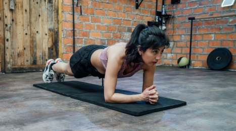 Plank Challenge: 30 Giorni per un Core di Acciaio
