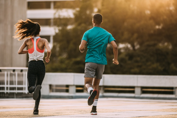 Running y fuerza funcional: por qué correr solo no es suficiente