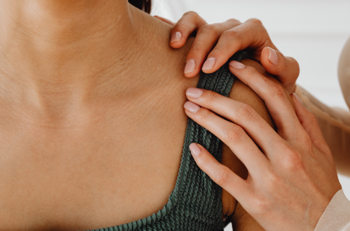 Esercizi Post-Intervento alla Spalla: Recuperare la Mobilità