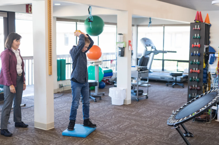 Architectural Barriers and Accessibility: Requirements for Physical Therapy Centers