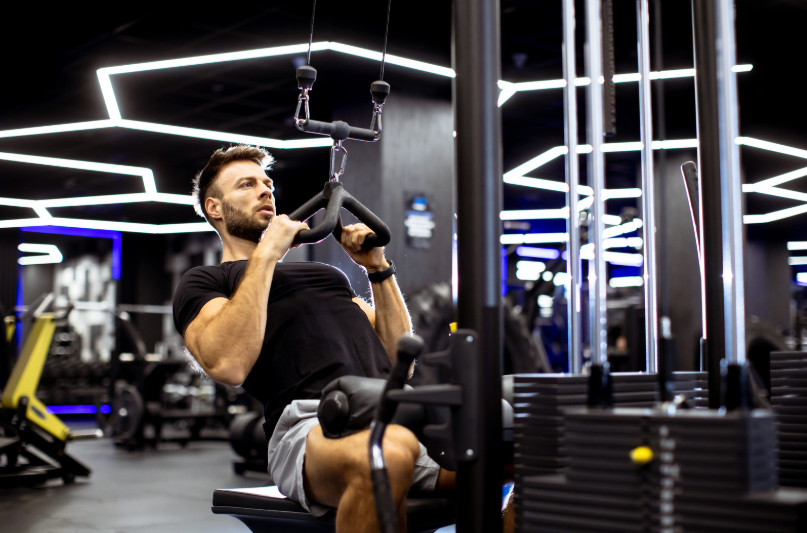 Isotonic Training vs Free Weights in Hip Rehabilitation