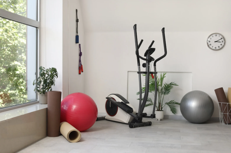 How to choose compatible equipment for a home gym that can grow