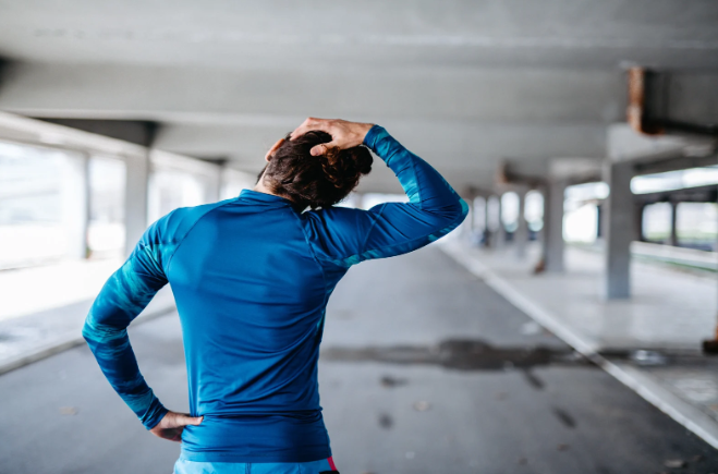 Dynamisches oder statisches Dehnen: Was bei einem Heimtrainingsprogramm wirklich zählt