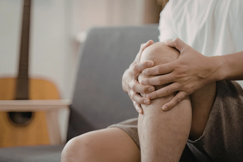 Wenn Knie oder Schultern dich einschränken: Welche Kriterien solltest du beachten, um kein unüberschaubares Trainingsprogramm zu erstellen?