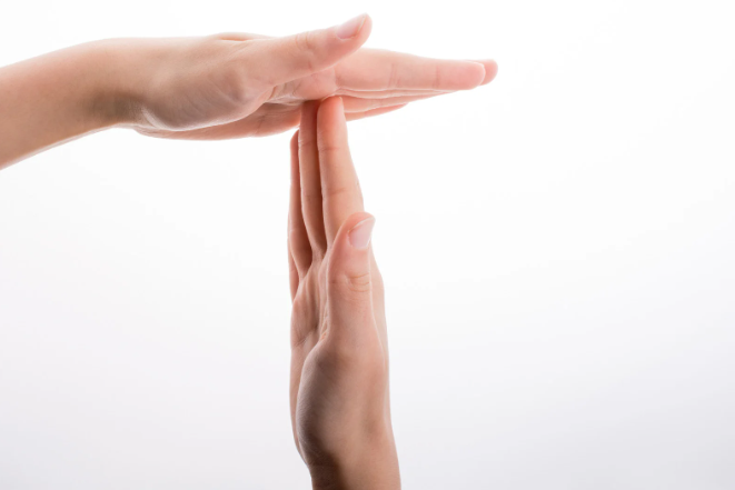 Cómo incorporar microdescansos activos a tu día a día sin que se conviertan en otra tarea más