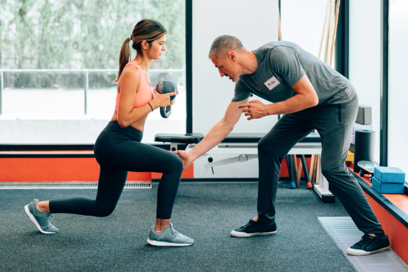 Come configurare una palestra condivisa con poche categorie premium ma senza farla sembrare improvvisata