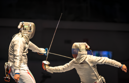 Storia e caratteristiche della scherma: dalla spada militare allo sport olimpico