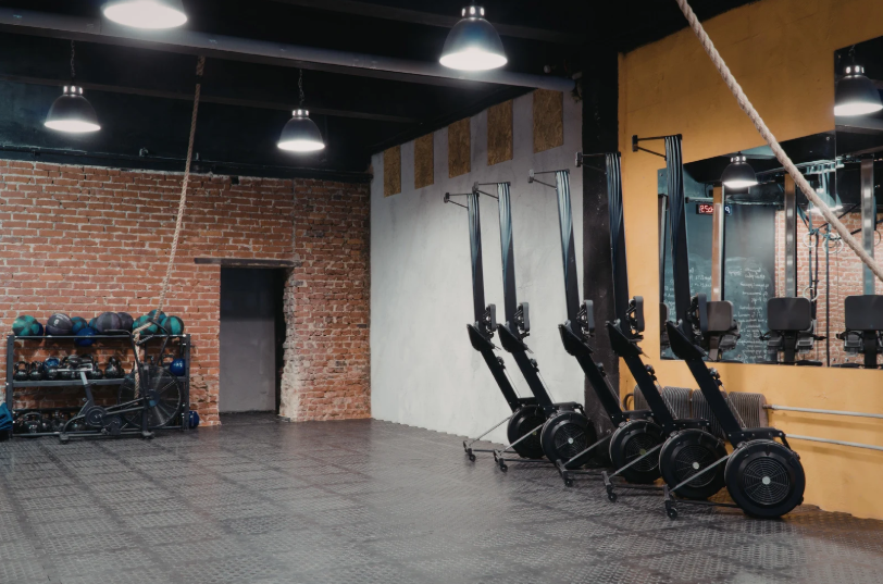 Condominium gym: better a new entry-level machine or a more solid remanufactured one