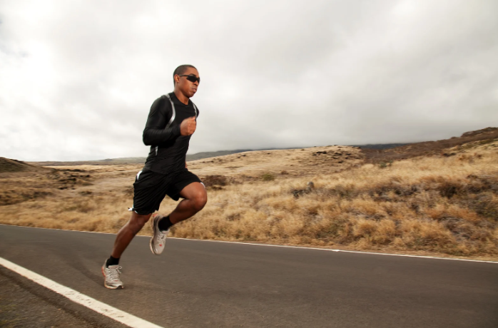 Scheda rapida warm up con corda per runner