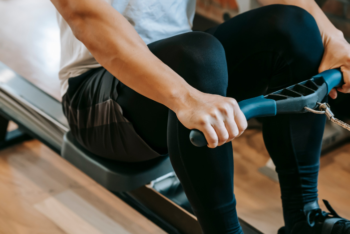 Benefits of rowing machine: cardio, strength and weight loss