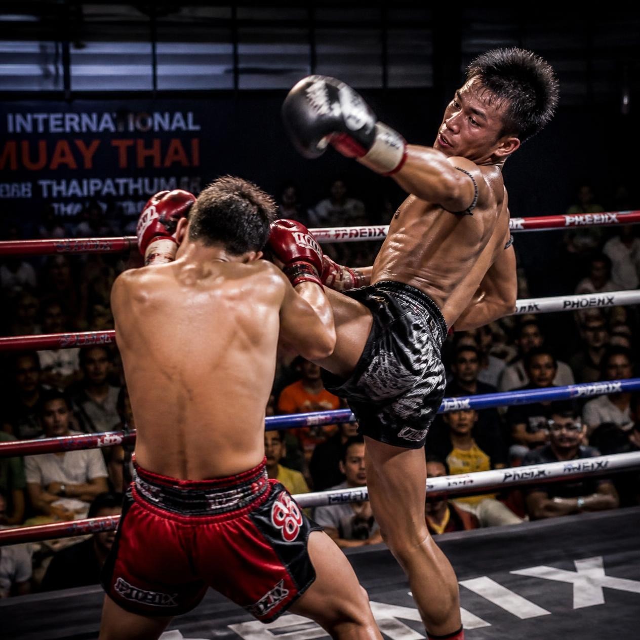 Cómo elegir las espinilleras para kickboxing y muay thai