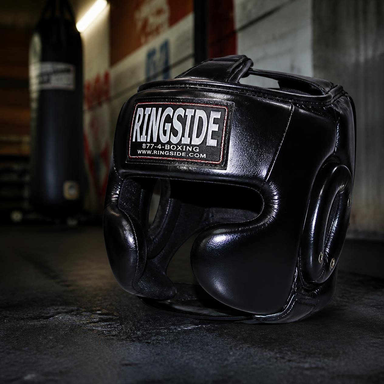 Casco de boxeo con barra frente a casco abierto: ¿cuál protege mejor?