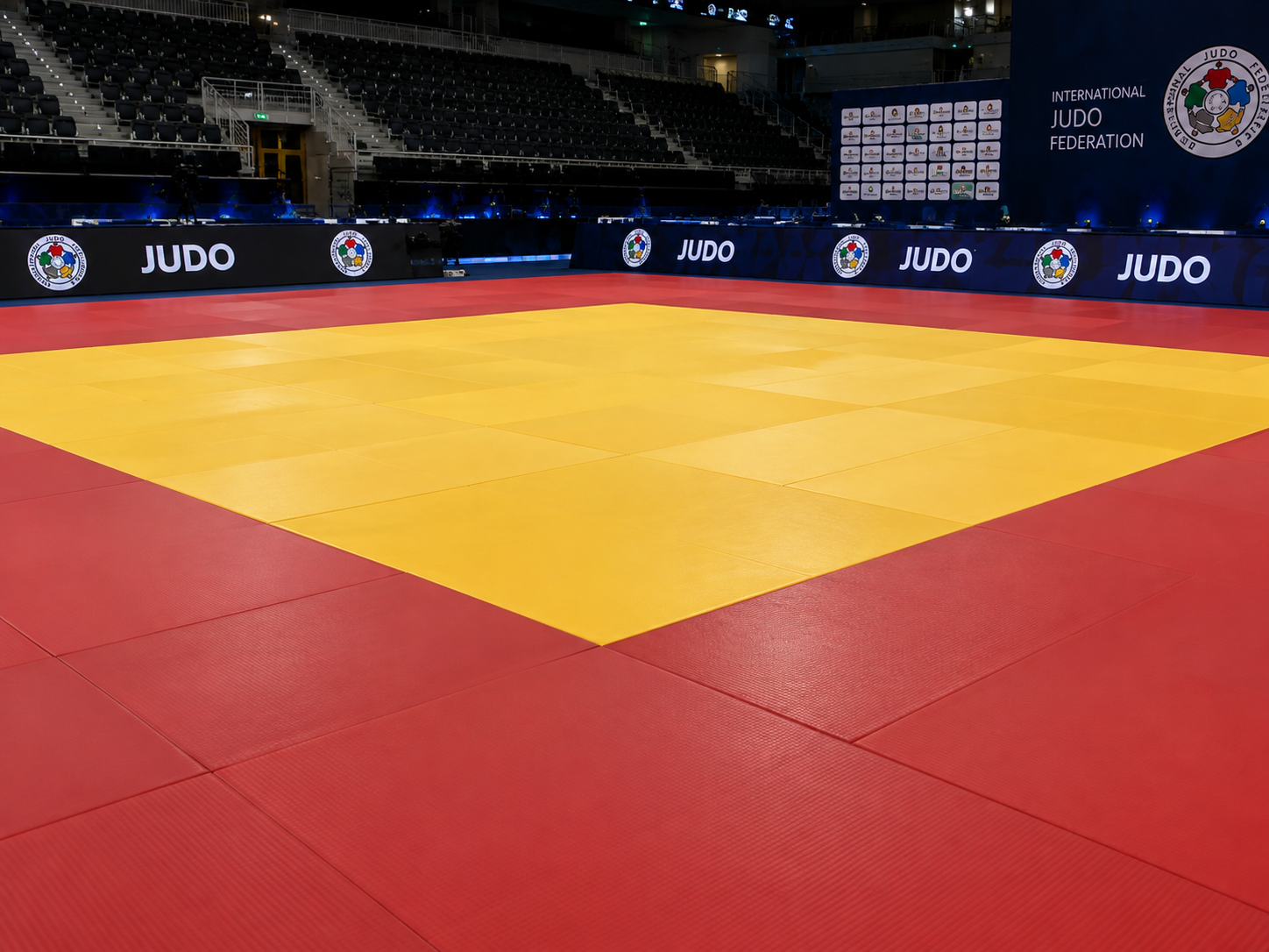 Mantenimiento de tatamis de judo: limpieza y desinfección profesional