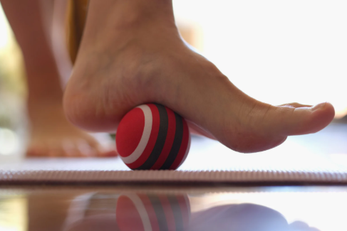 Routine da 30 secondi per riattivare i piedi ‘addormentati’