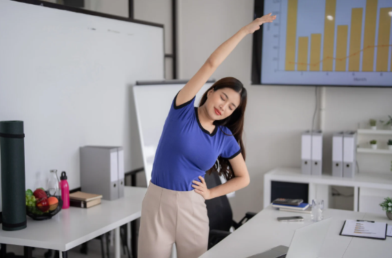 Come integrare 1 minuto di movimento ogni ora