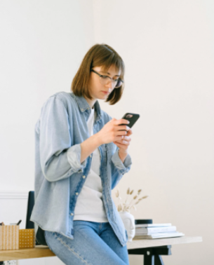 Testa in avanti da smartphone e PC: protocollo base per riallineare collo e spalle