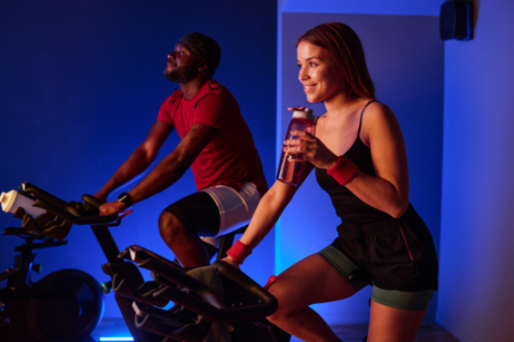 HIIT vs. Cardio: Welches Training verbrennt mehr Kalorien?